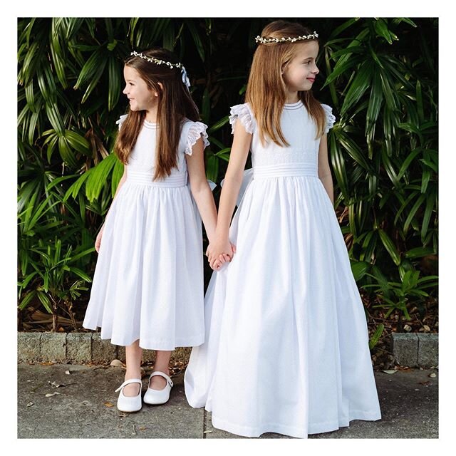 Schedule an appointment to shop First Communion &amp; Flower Girl Dresses ✨
((We also have First Communion accessories: Shoes, Headpieces, Rosaries, Underskirts, Jewelry))
#ShopMotherGoose #FirstCommunion