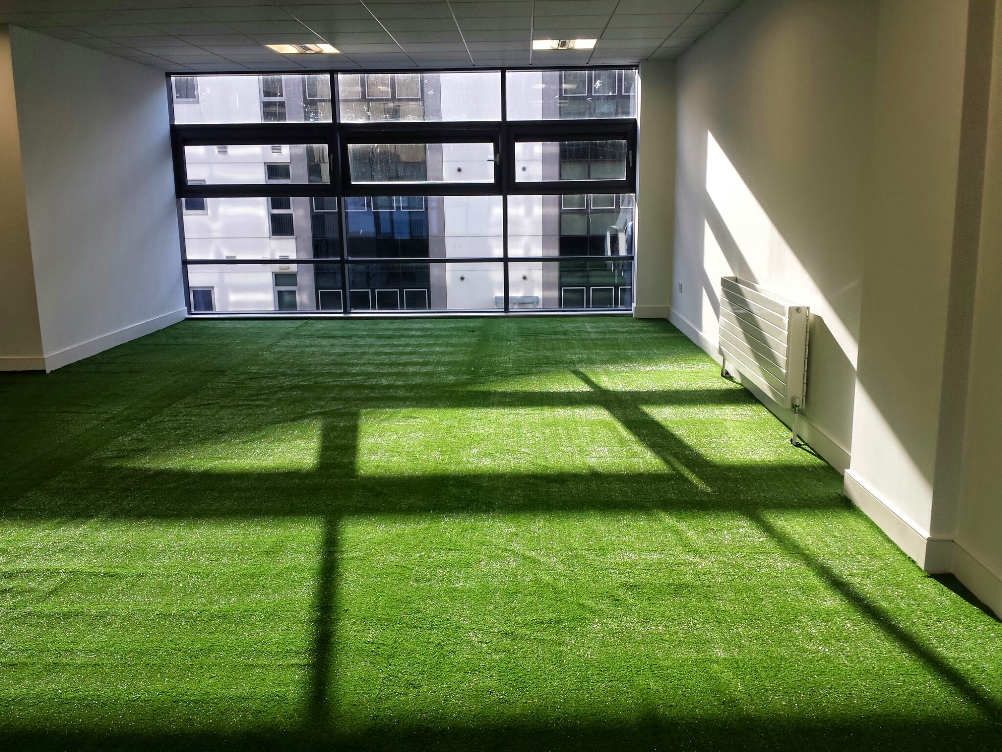synthetic grass on floor 