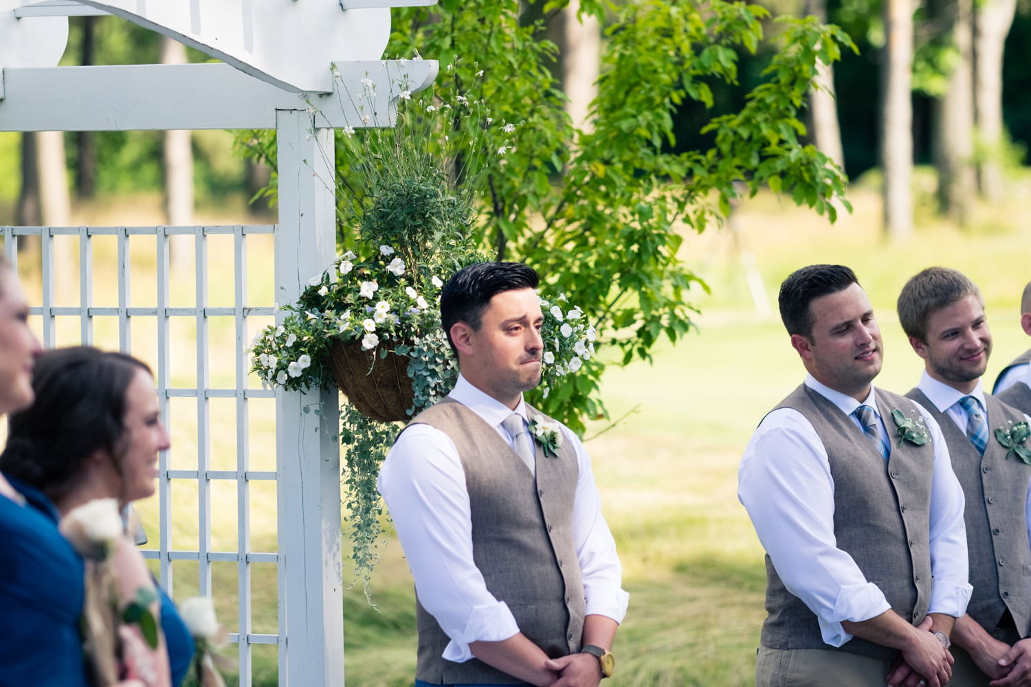 Clare_Matt_Michigan_Wedding-35.jpg