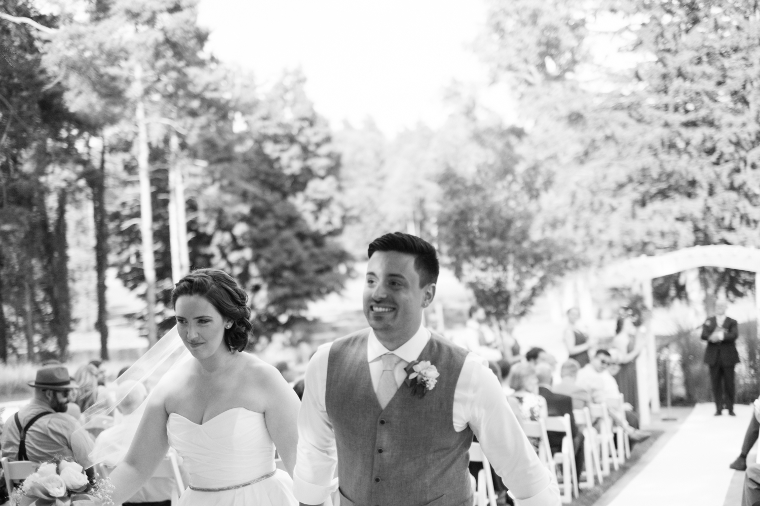 Clare_Matt_Michigan_Wedding-39.jpg