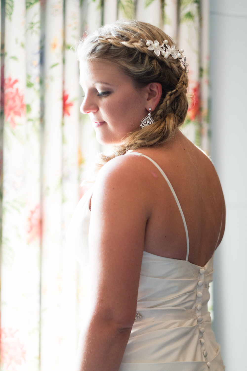 Kristen_Travis_Narragansett_Wedding-11.jpg