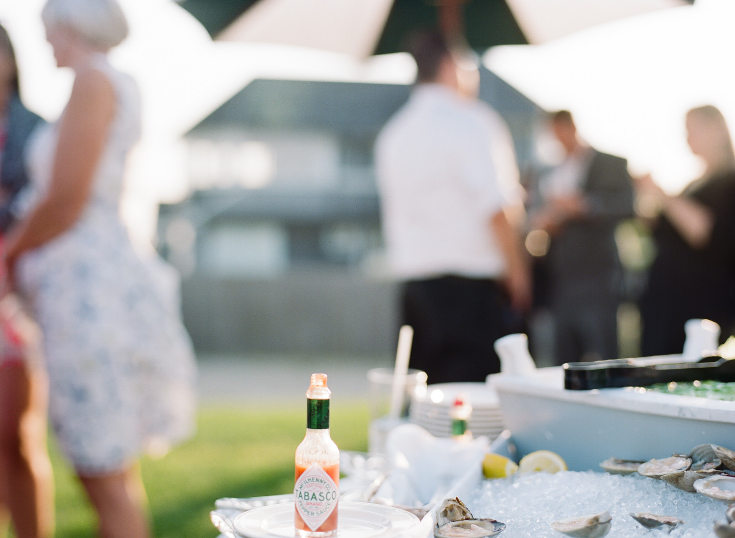 Kristen_Travis_Narragansett_Wedding-28.jpg