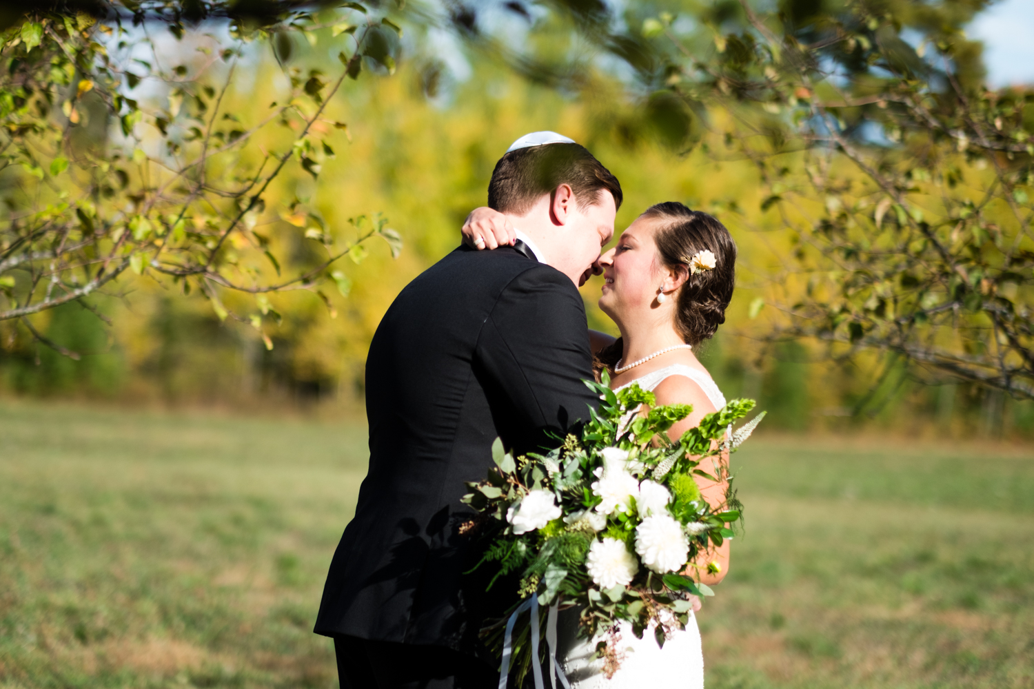 Kim_Andrew_Flanagan_Farm_Maine_Wedding-34.jpg