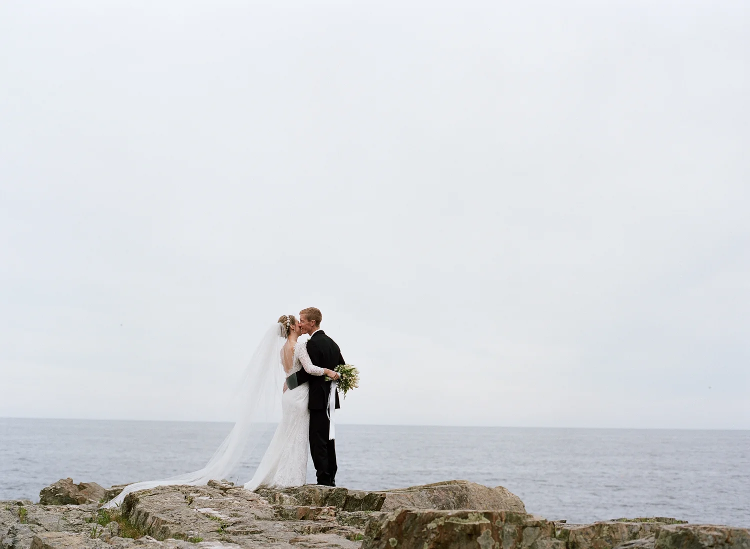 Alia_Ryan_Cliff_House_Maine_Wedding-71.jpg
