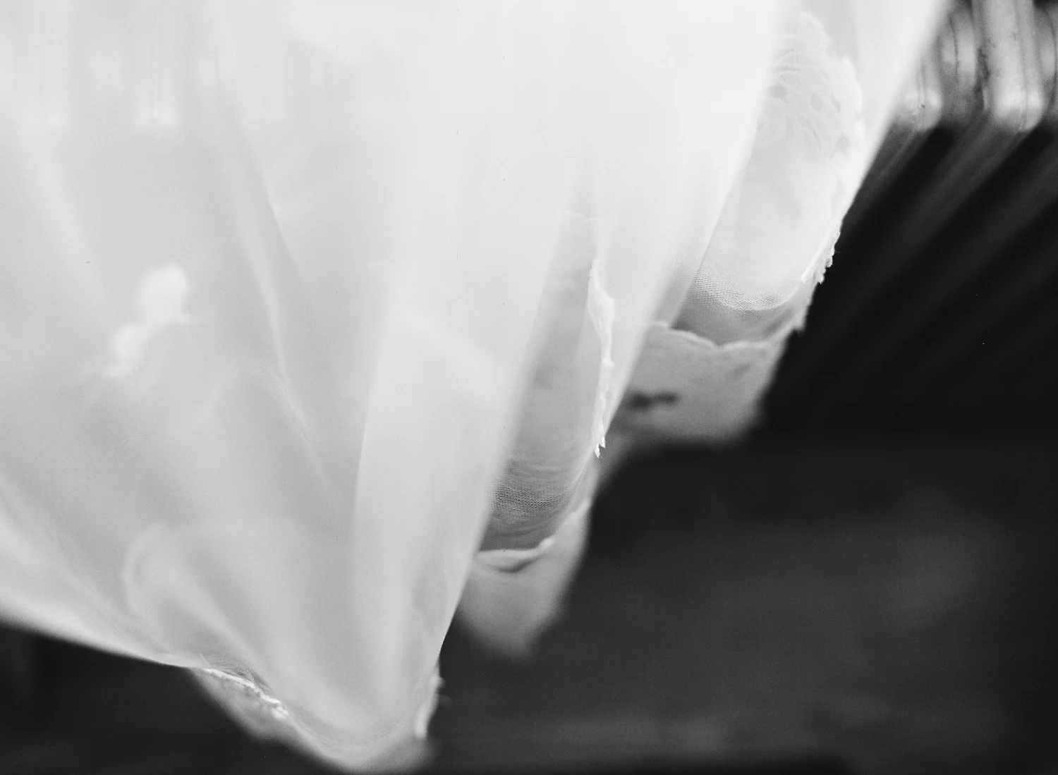 Maley_Dave_Fruitlands_Museum_Wedding-80.jpg