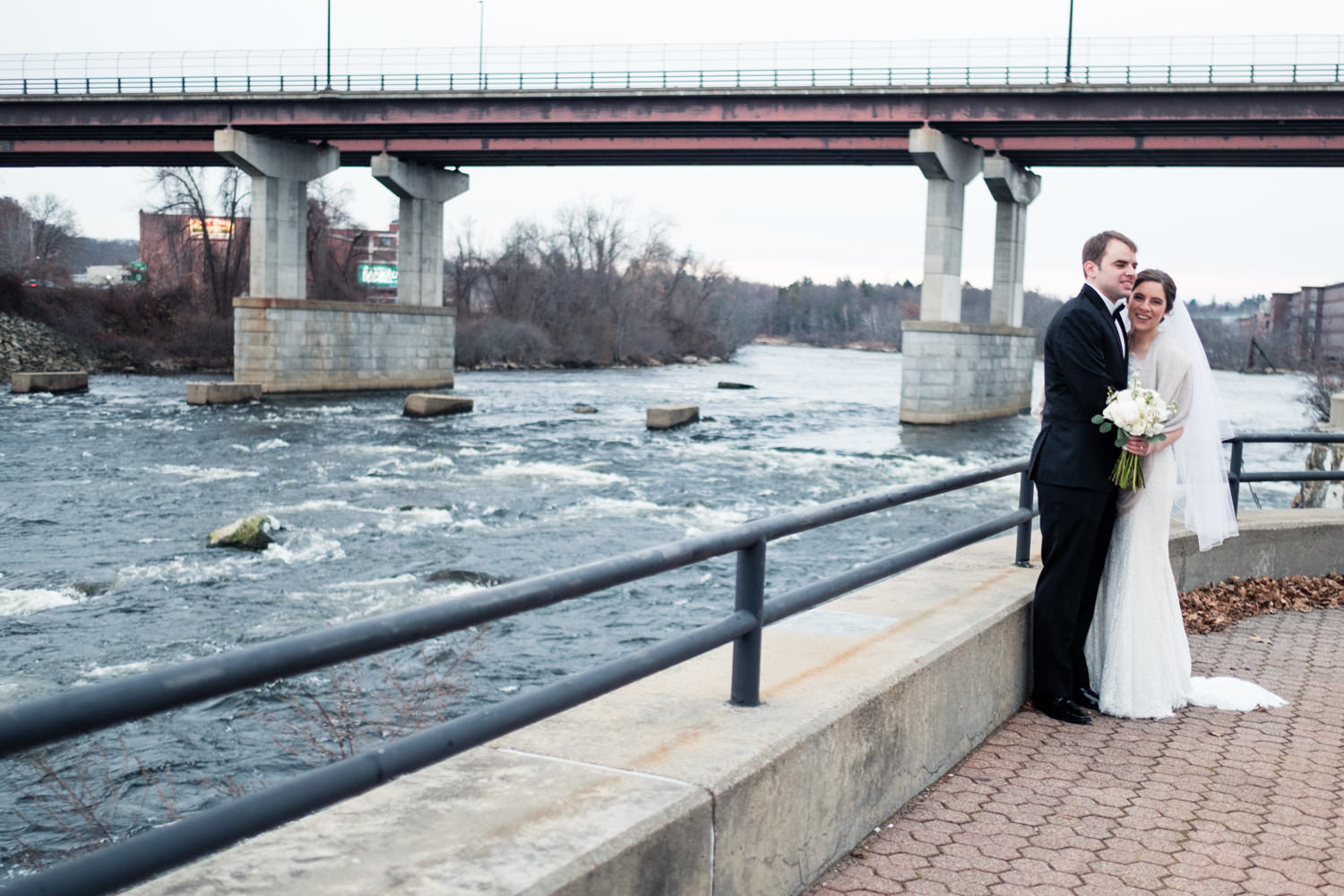 Kate_Phil_Currier_Museum_Wedding_New Hampshire-19.jpg