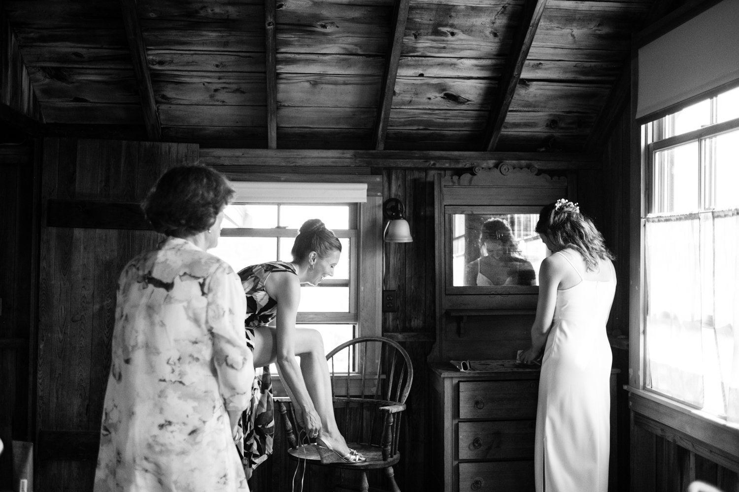 Eliza_Brian_Cape_Cod_Wedding-13.jpg