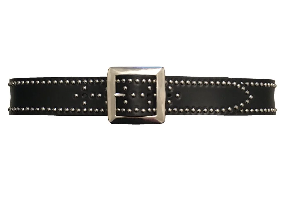 LW29 Square Pyramid Stud Belt — The London Leatherman