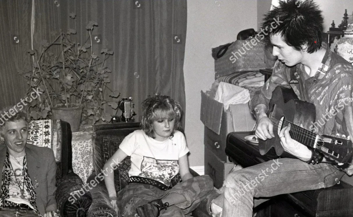 Head over to the Talking About The Kit page on THELONDONLEATHERMAN.COM this weekend to read the Q&A with rockabilly ace-face @therealsmuttysmith 
Smutty holds the biggest collection of Leee Black Childers photographs including this image of Sid