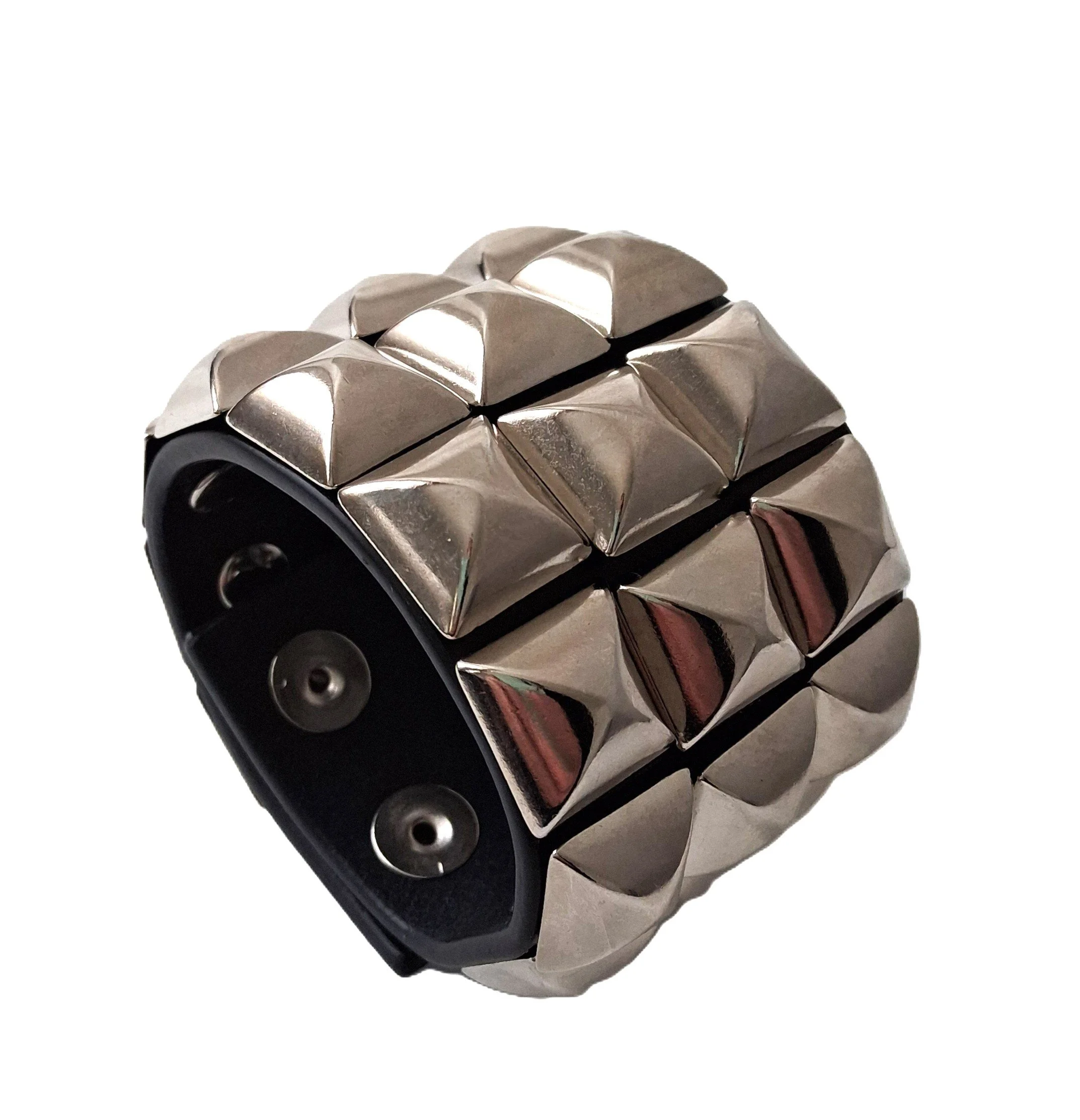 Super Luxe Cuff 1.jpg
