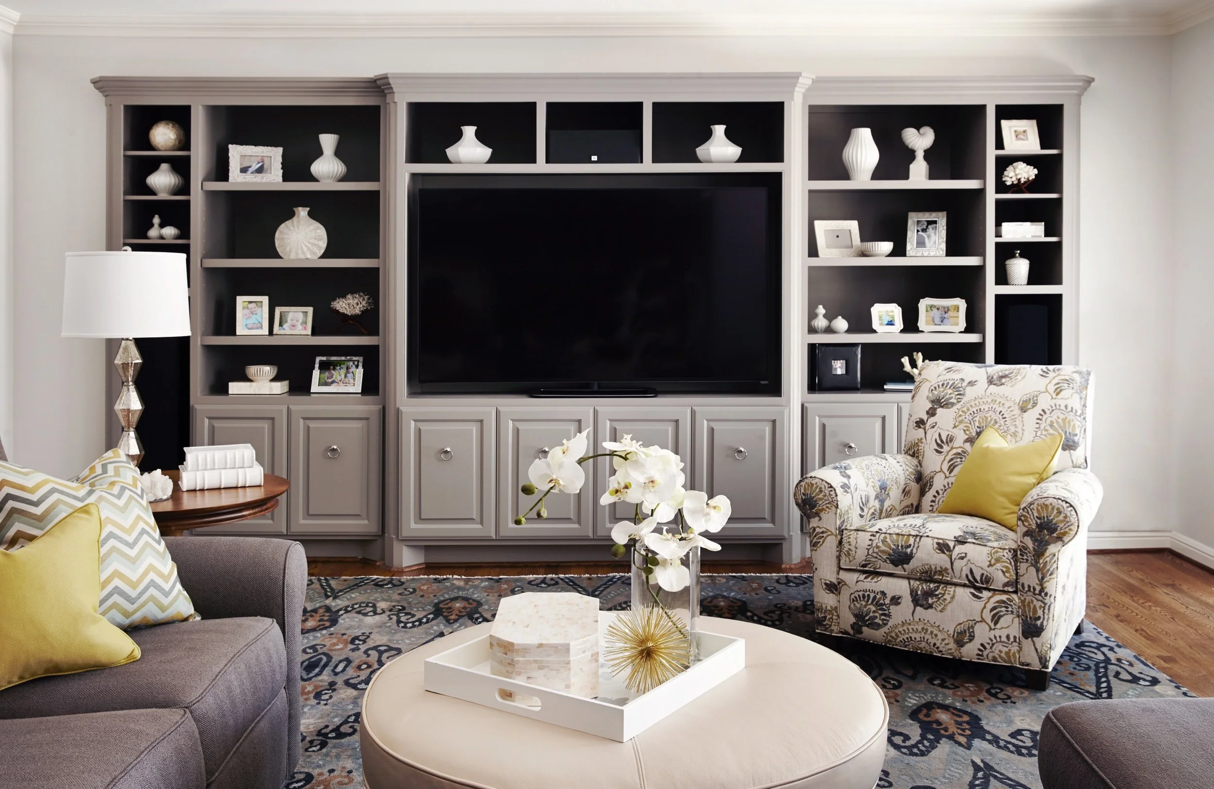 How to Choose the Right Crown Molding for Your Home