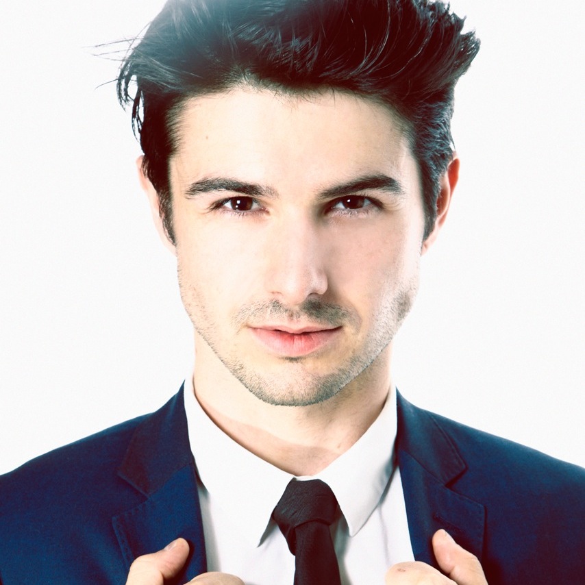 yanni face on.jpg
