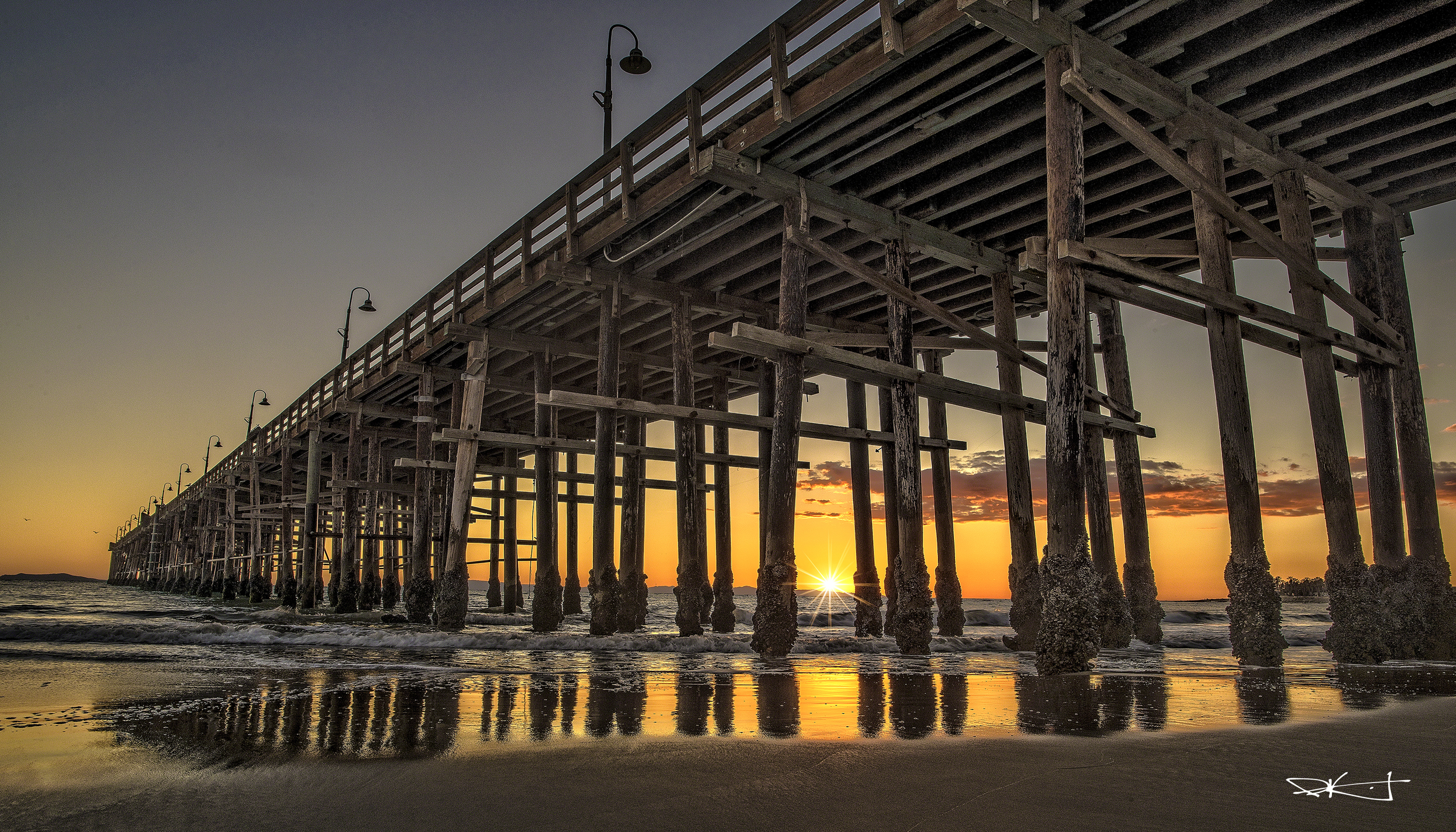 Ventura Pier 2 WM SM.jpg