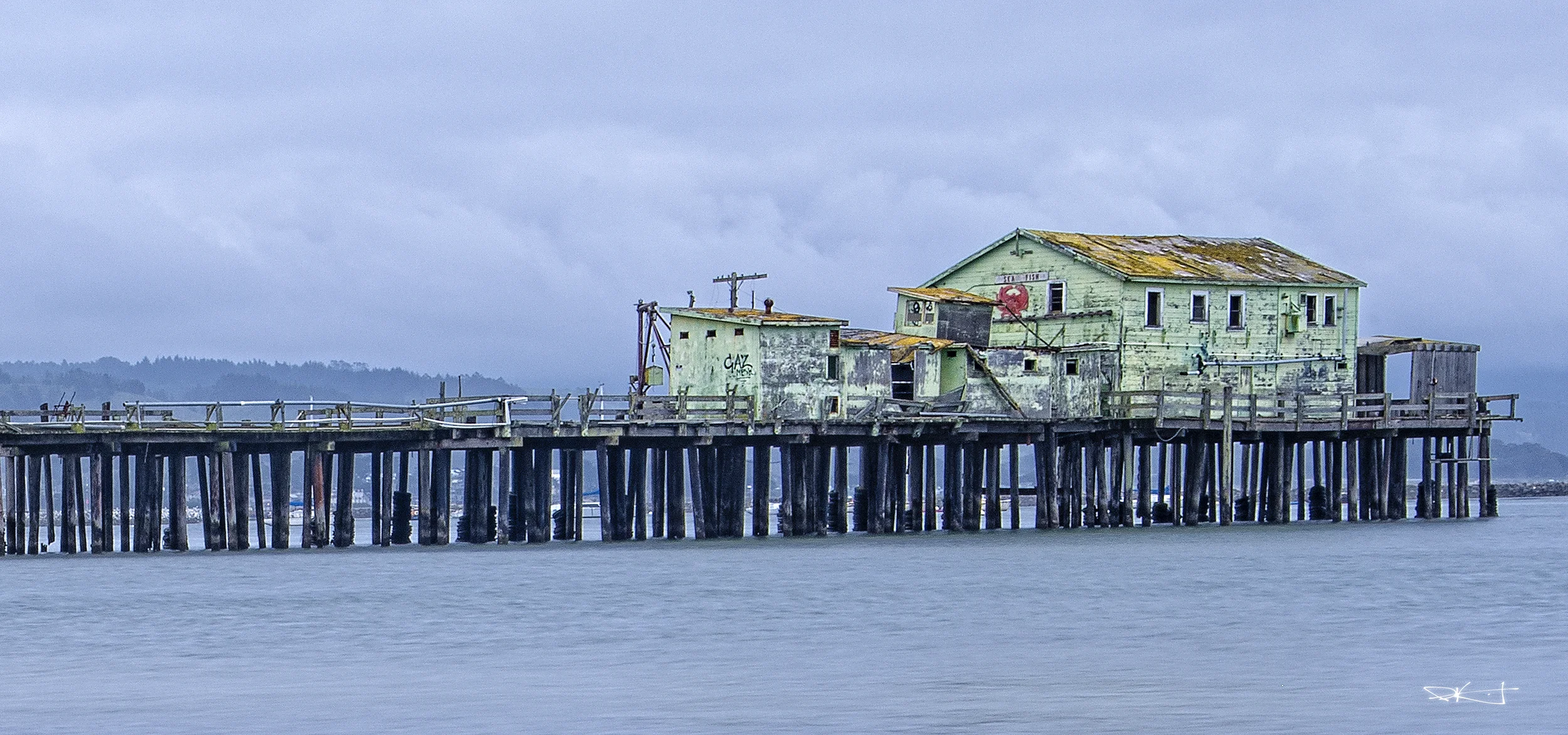 Halfmoon Pier.jpg