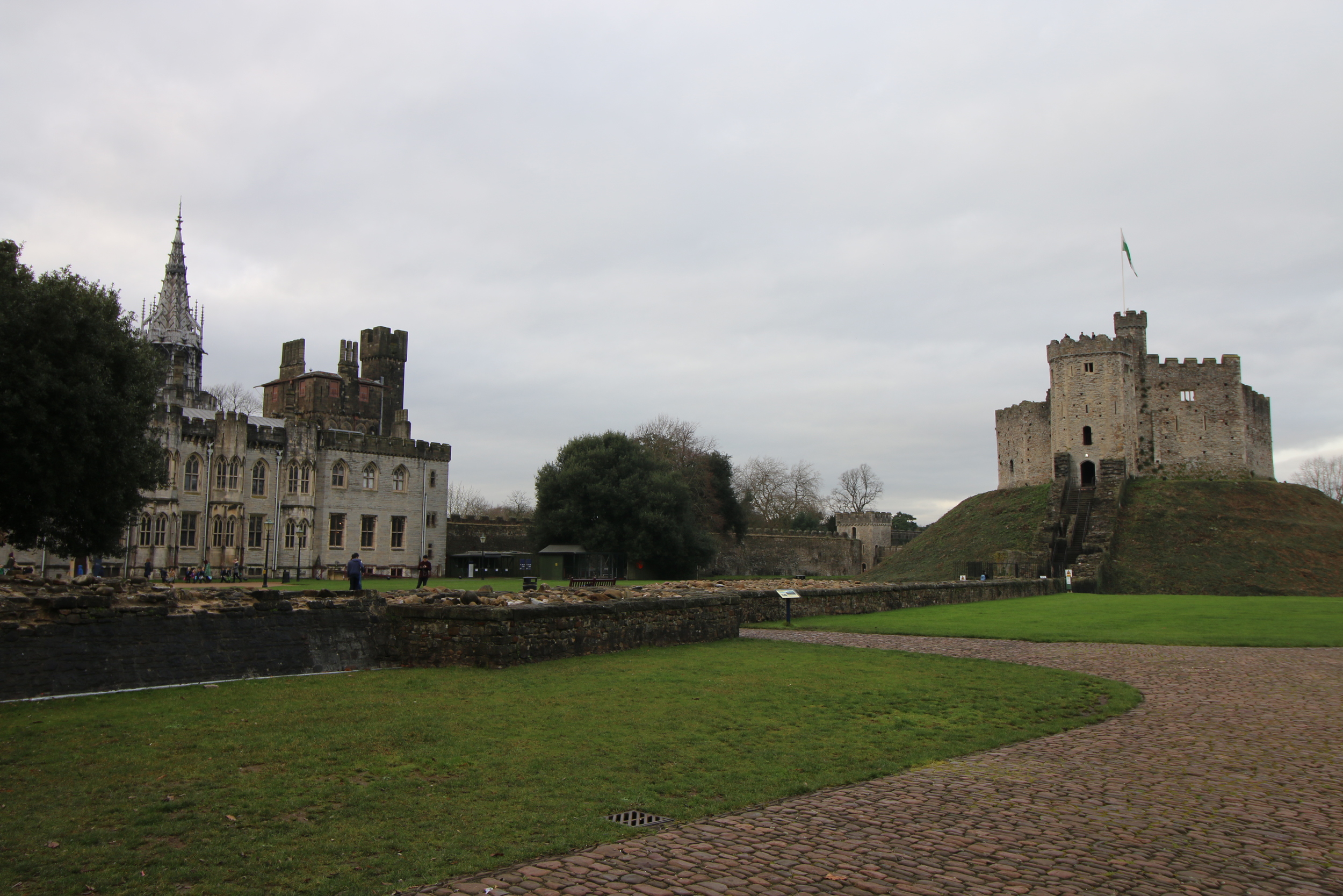 Cardiff Castle: Geogian main range and Norman keep