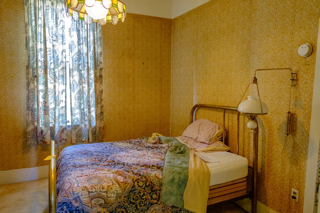 These rooms were available for rent only a few weeks ago, and the bedding looks about 20 years old.