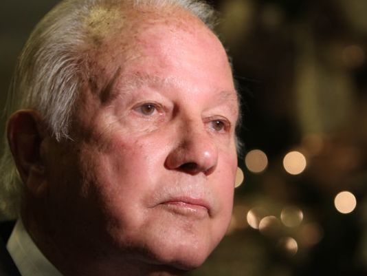 http://www.theadvertiser.com/story/news/local/louisiana/2014/09/08/state-democrats-back-ex-gov-edwin-edwards-th-district/15300867/