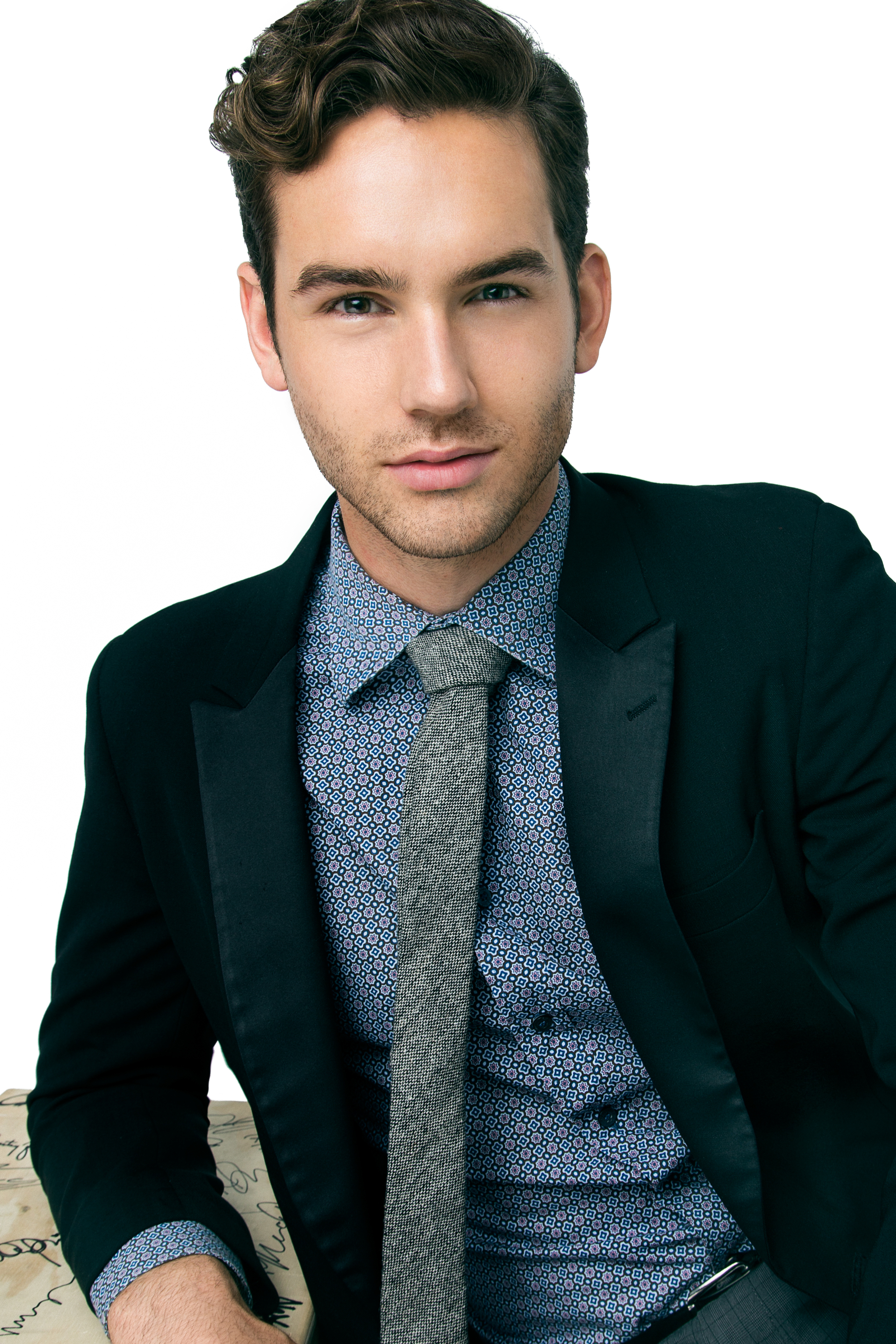FAVM01_Suits_1406_Crop.jpg