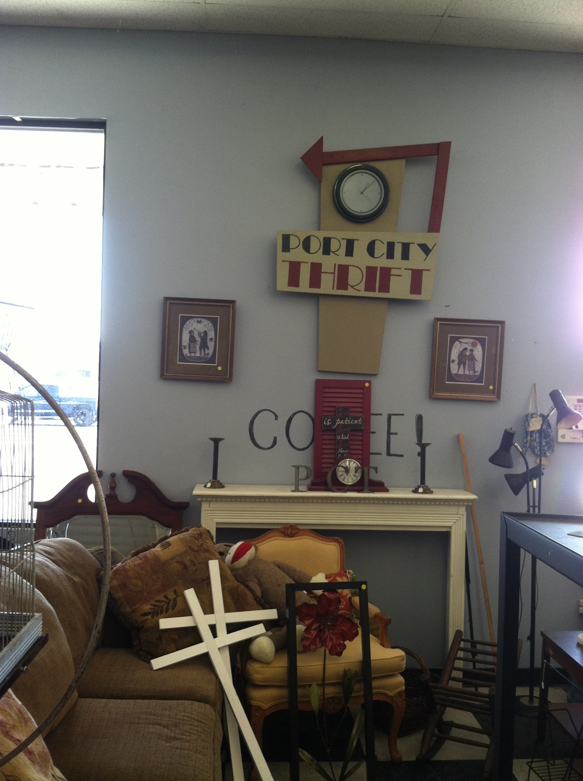 CHECK OUT PORT CITY THRIFT AND THEN HEAD ON OVER TO NIGELS FOR LUNCH!