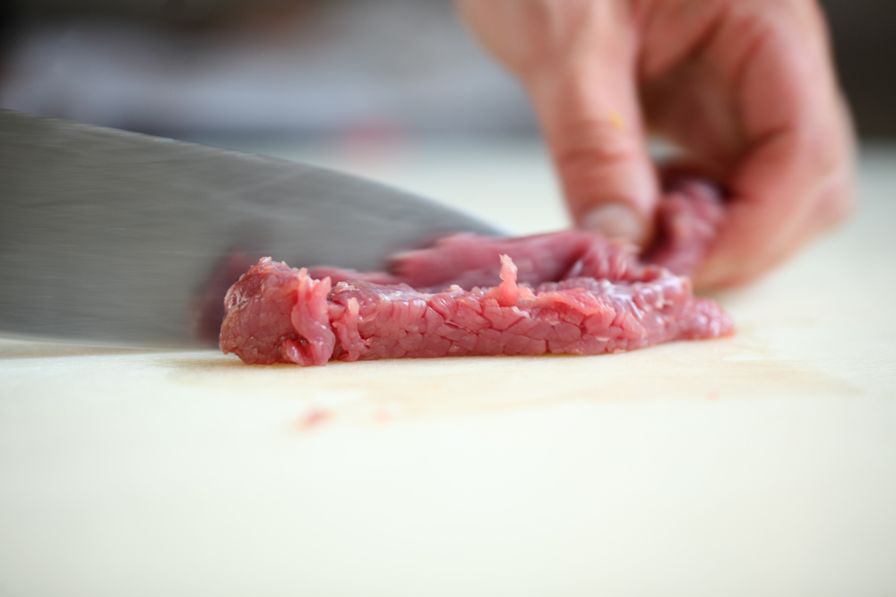 preparation of carne cruda