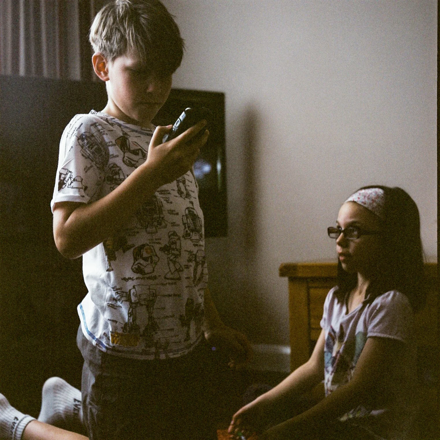 10.1 LG-Nephew and Niece-Portra400.jpg
