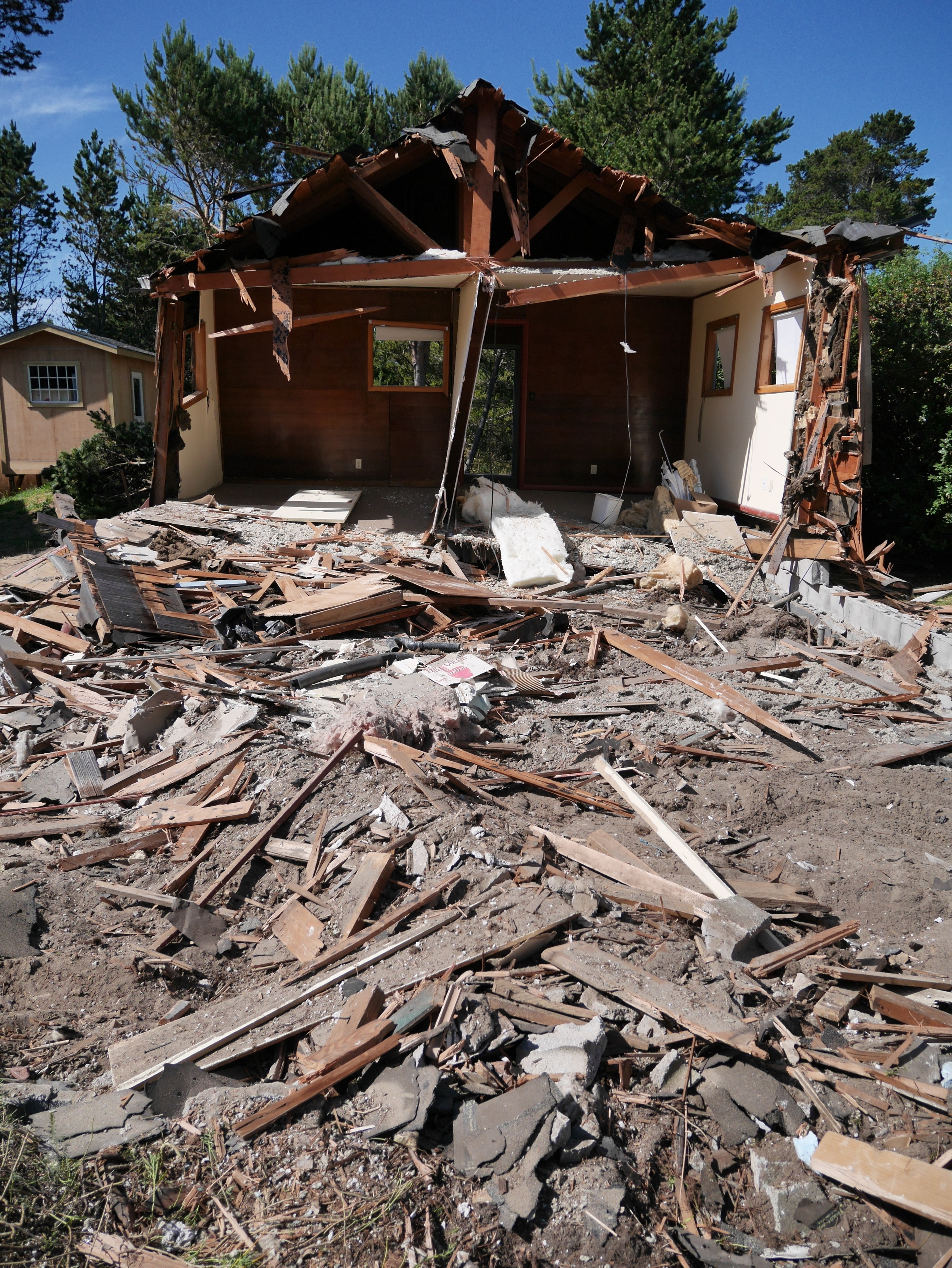 Gearhart House: Destroy