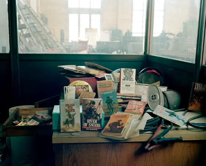 015_book_desk.jpg