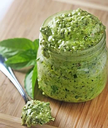 A Tasty, Detox-Friendly Way to Spice Up Any Meal