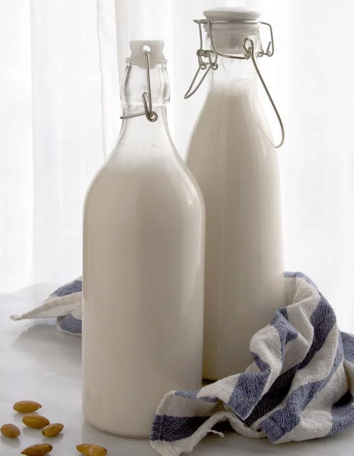 How to Make Homemade Almond Milk (video)