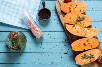 A Delicious Fiber- & Protein-Rich Breakfast to Fuel Your Metabolism: Sweet Potato Toast