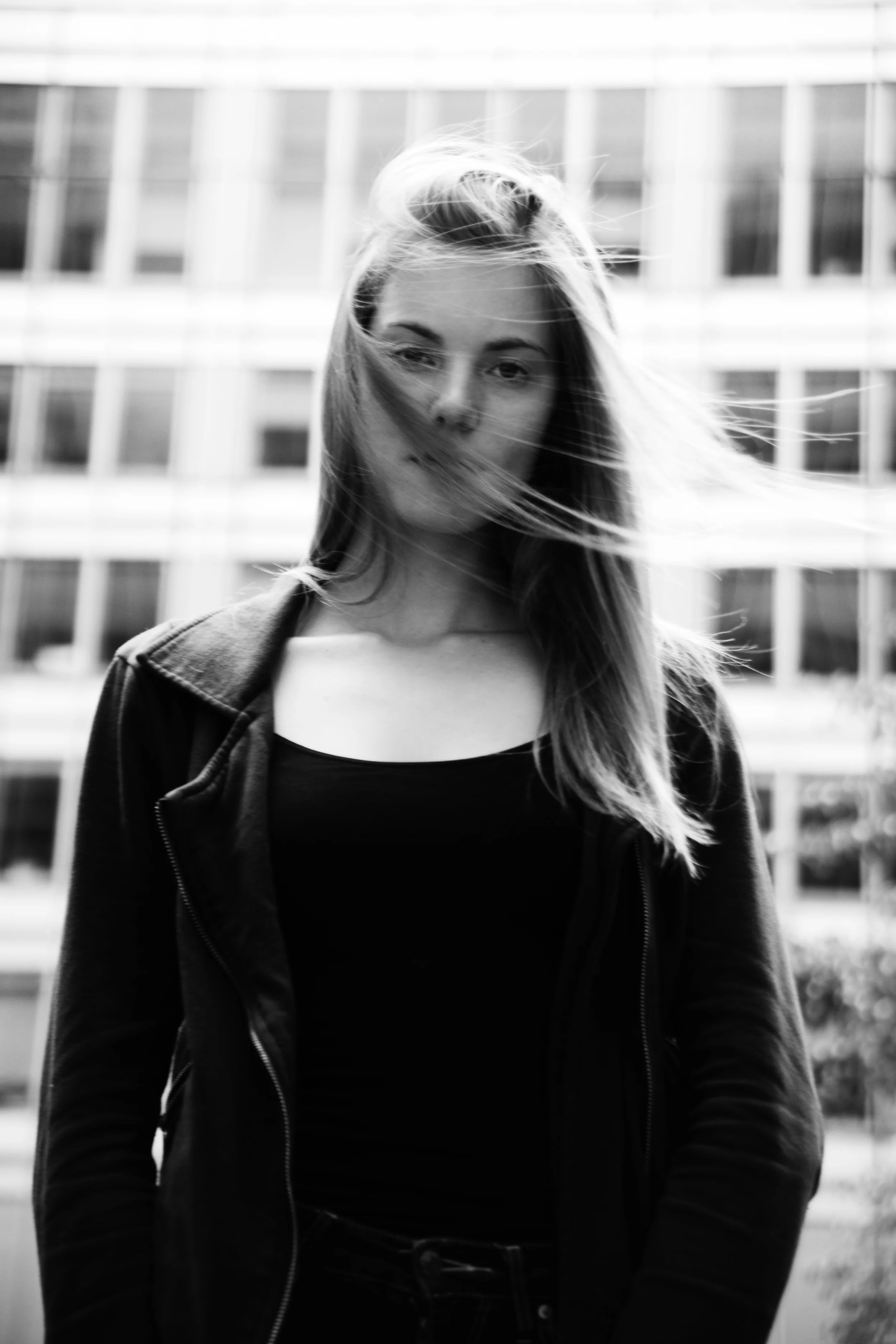 L1007556BW.jpg