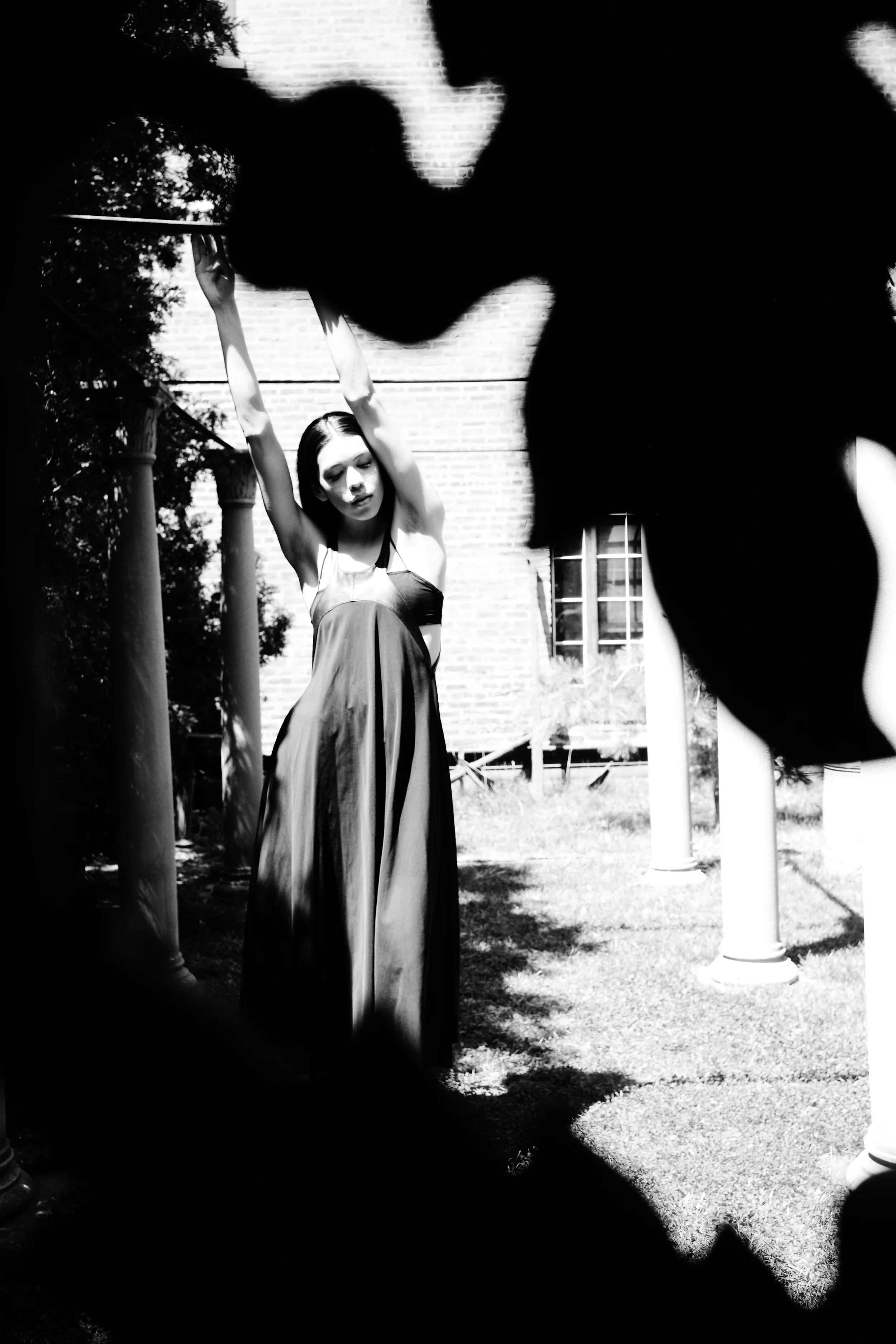L1007870BW.jpg