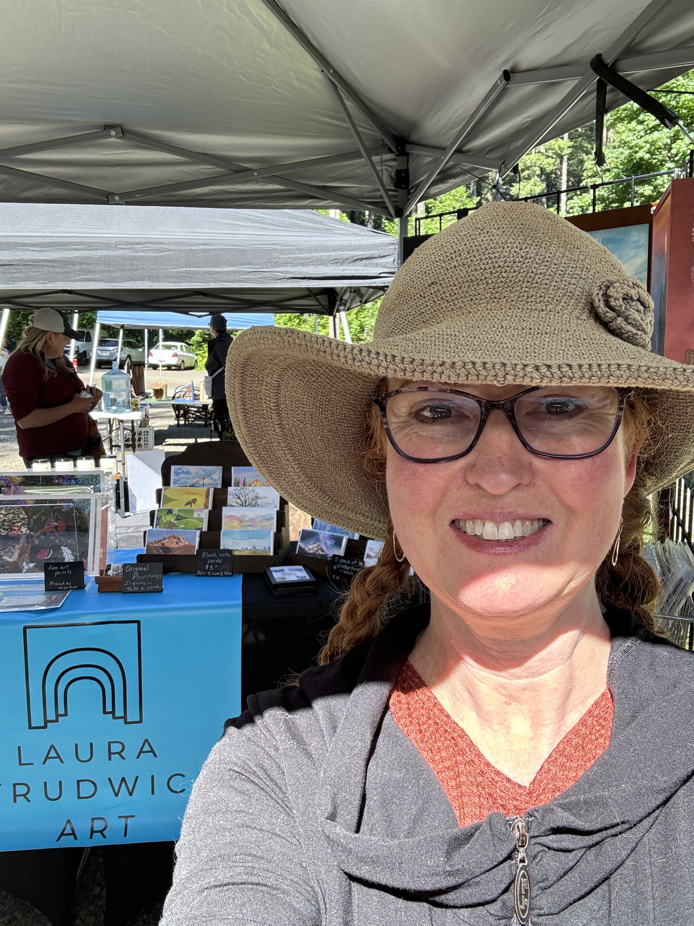 Hoodland Farmers Market