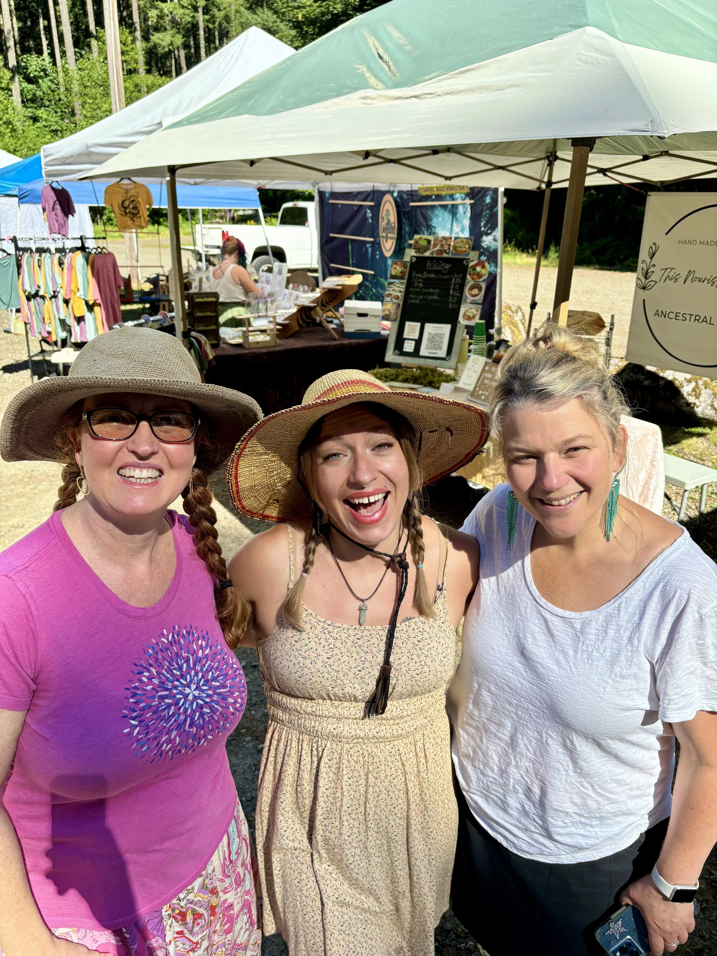 Hoodland Farmers Market 