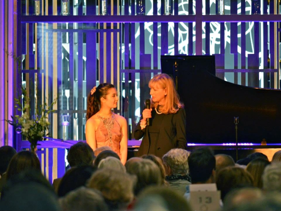 Brigitte, Bravo Niagara!'s Presenting Actress at Spring into Music 2014