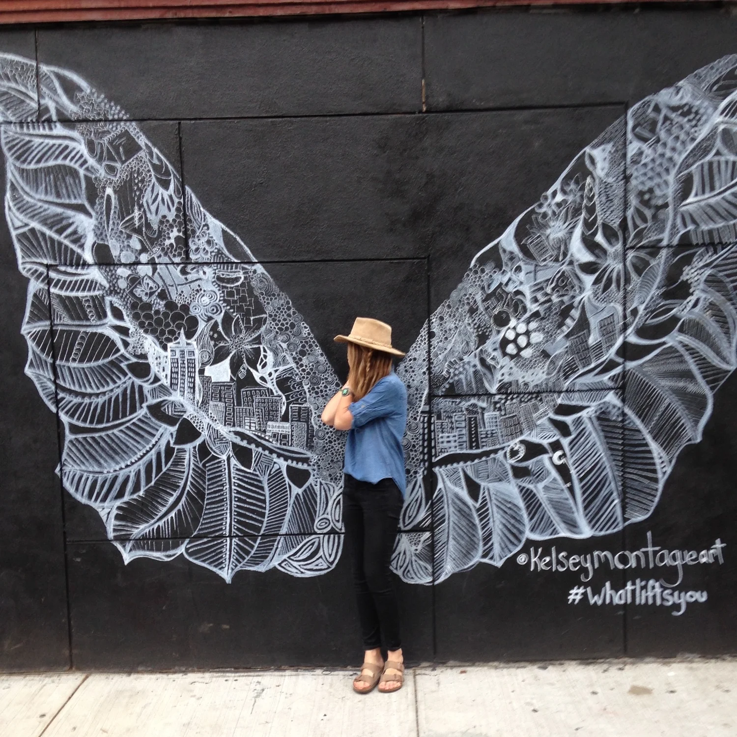 Light Living // Connection