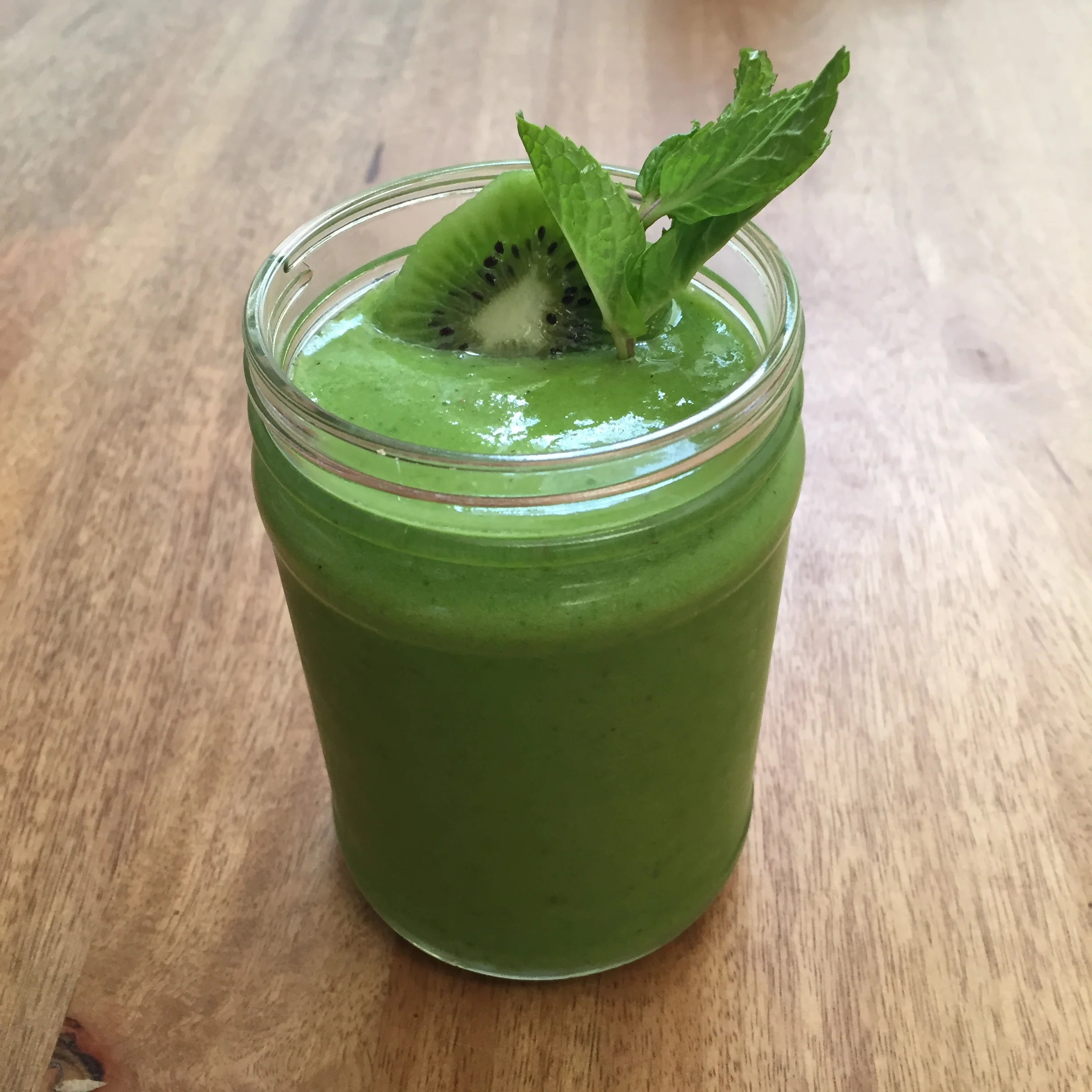 Kiwi + Mint Tropical Smoothie