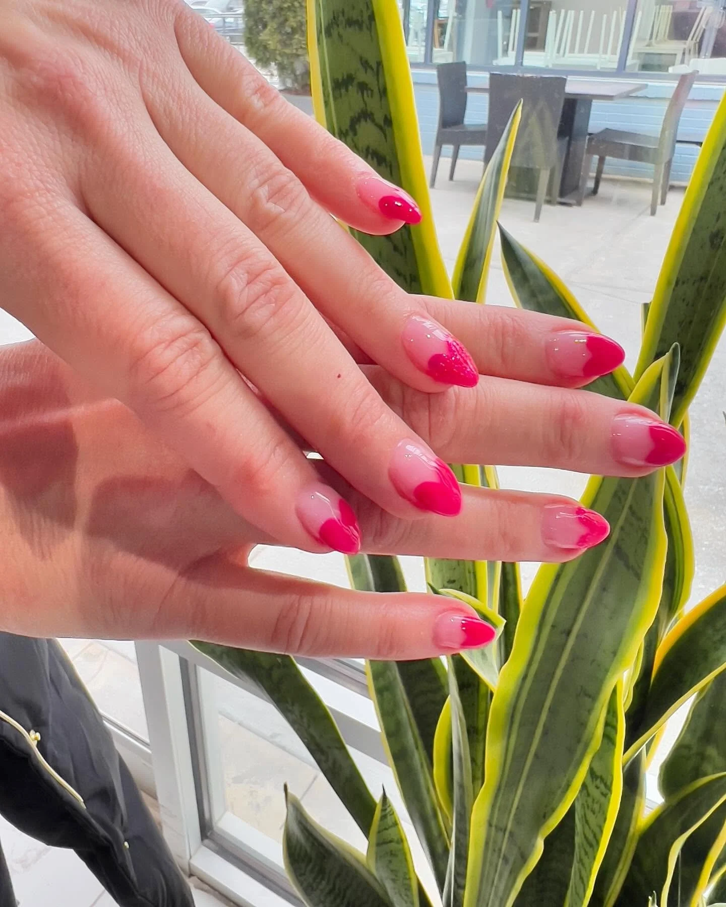 Valentines Nails! 🩷
Hammond Nails of Sandy Springs 
5960 Roswell Rd.
Atlanta ga 30328

Call to schedule your appointments or just walk-in.
🩷 404-459-0750 
We open everyday!
Monday-Friday 10am - 7pm
Saturday 10am-6pm
Sunday 11am-5pm

#explorepage #p