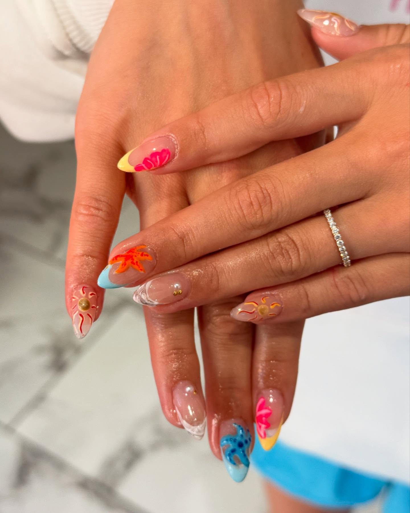 Hiya Summer!! What&rsquo;s a better way to get ready for that beach vacation than getting a fresh new set done!!☀️🌊🏖️🐚

&mdash;&mdash;&mdash;&mdash;&mdash;&mdash;

Hammond Nails Sandy Springs
☎️(404)459-0750 for appointments!
We also accept walk i