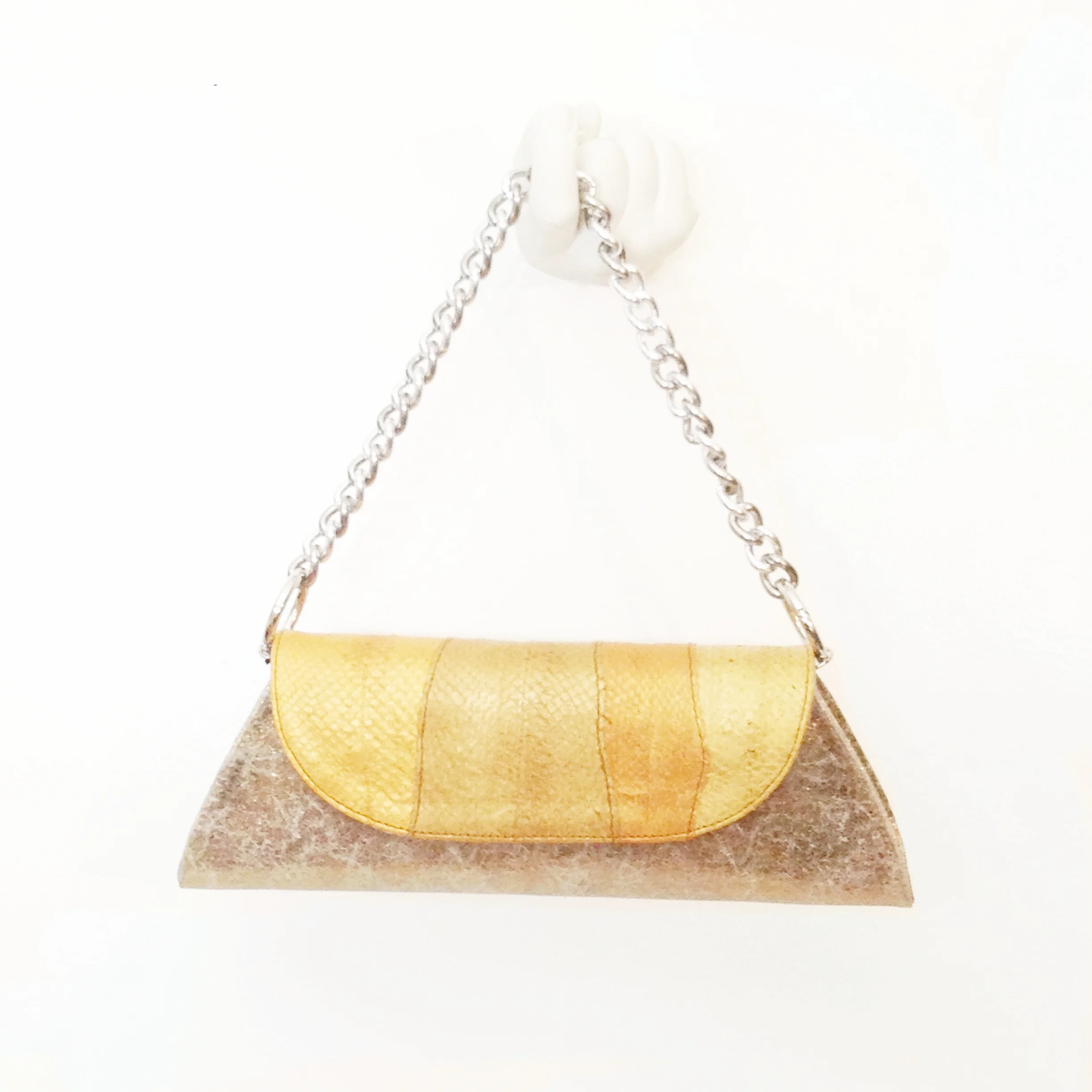 unnur-fridriksdottir-mist-GA-clutch-1