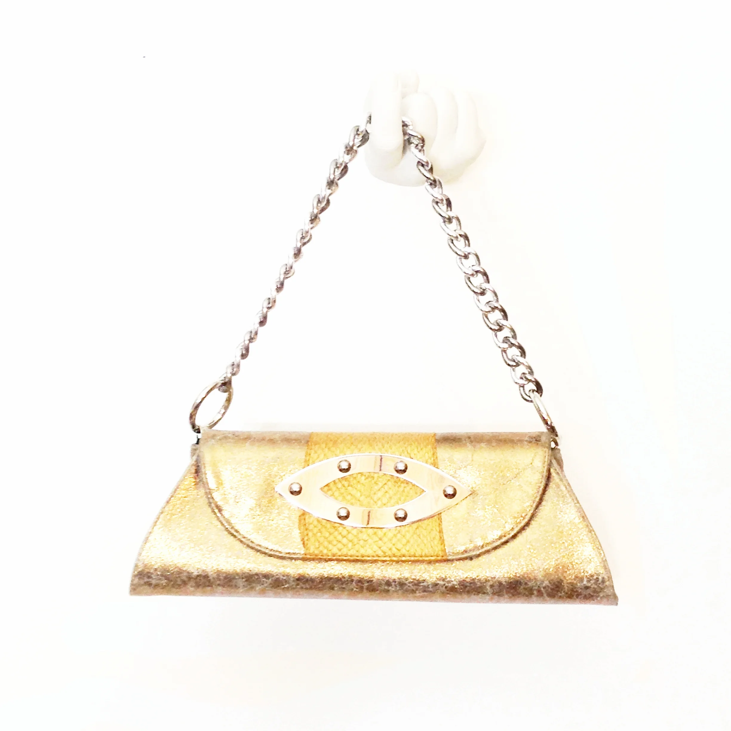 unnur-fridrikdottir-mist-GA3-clutch-1