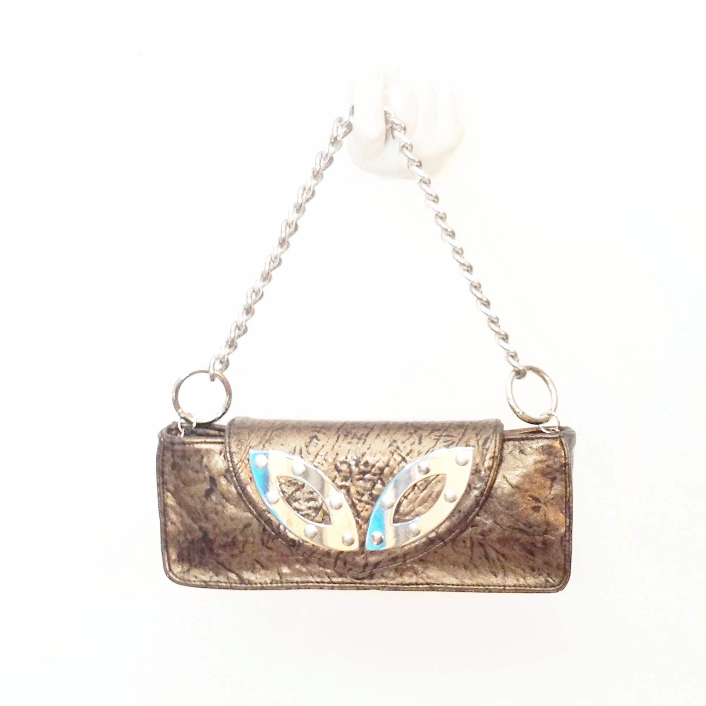 unnur-fridriksdottir-run-bronze2-clutch-1