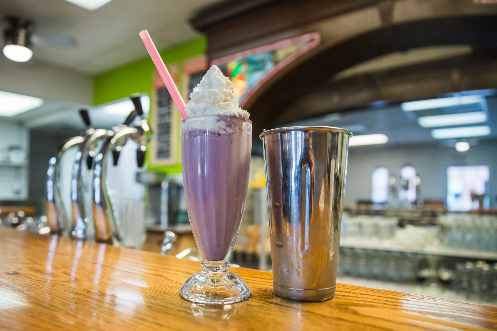 Lyons-soda-Fountain_Tyra-Sutak.jpg