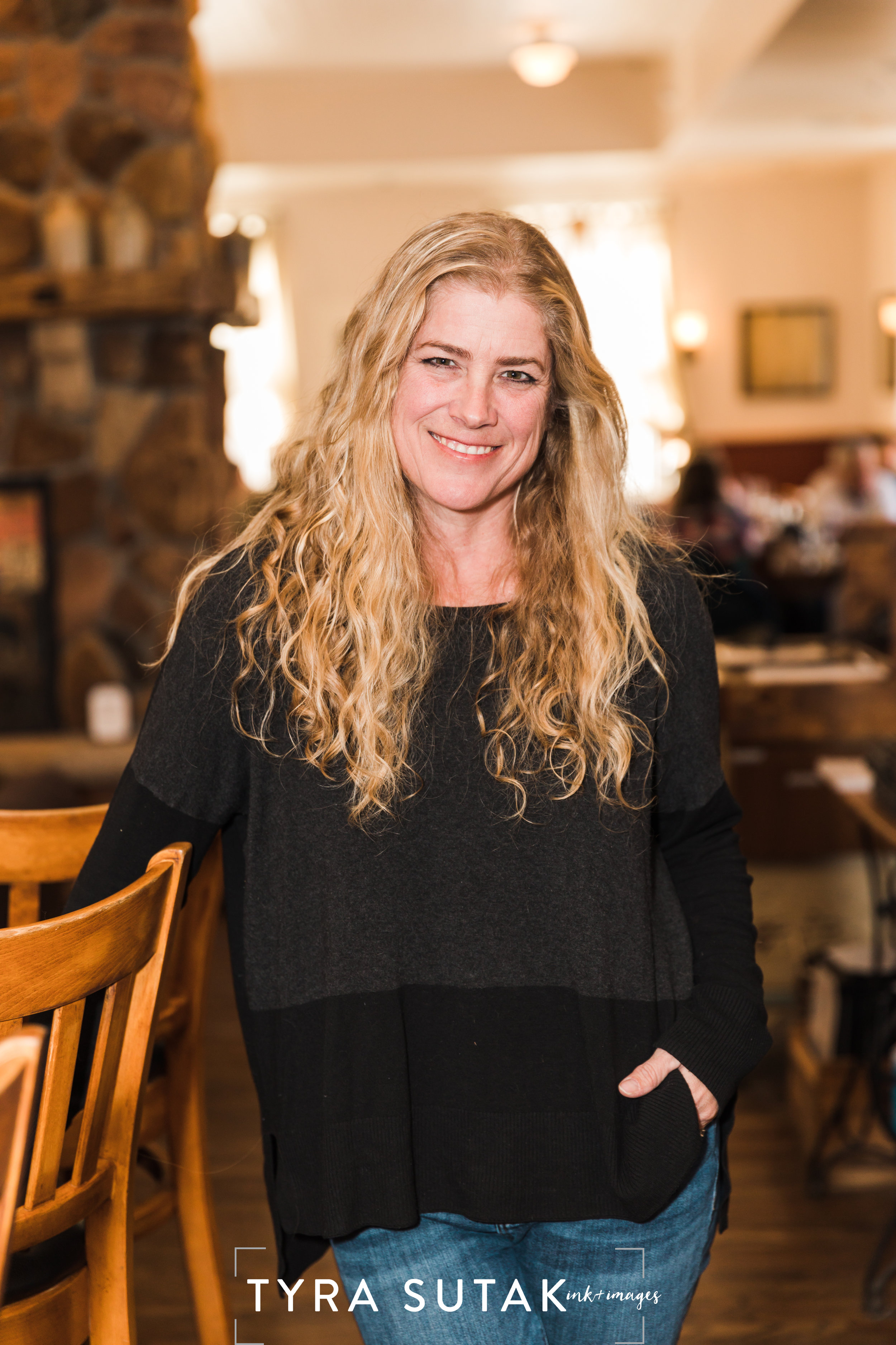 Sara Martinelli Headshot-1.jpg