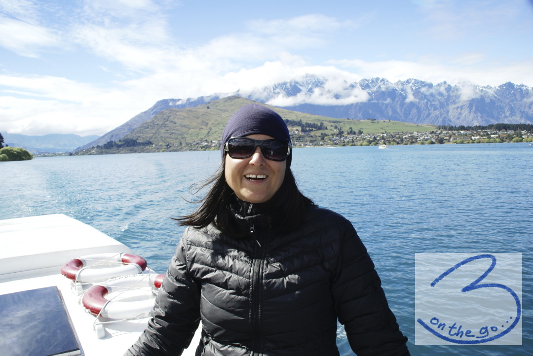 On a boatcruise in Queenstown