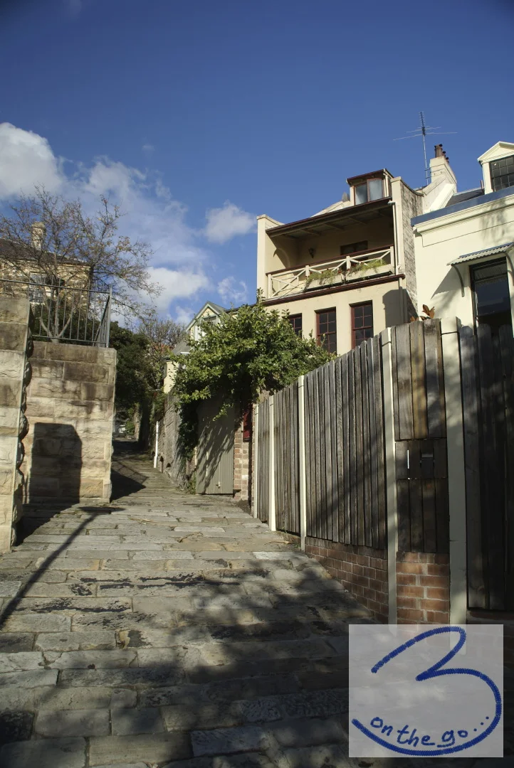 Ferry Lane, The Rocks