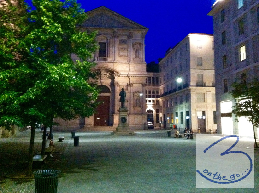 Milan by night!