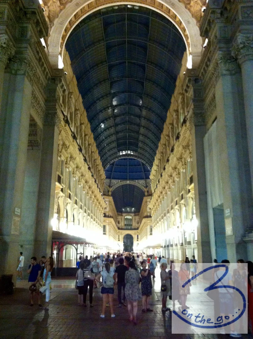 Galleria Vittorio Emanuele II by night