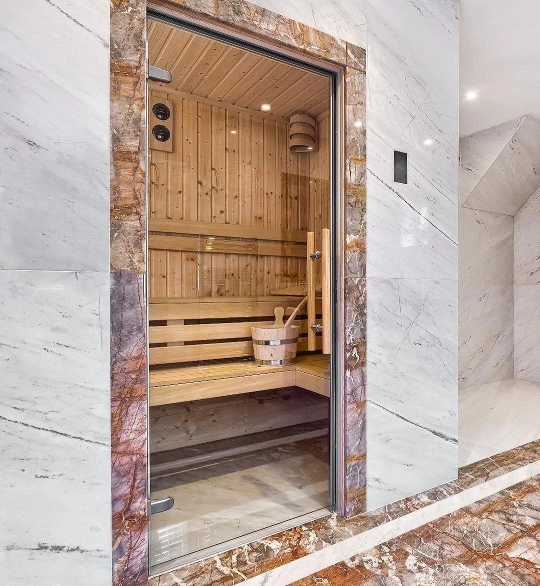 Sauna Goals 😍
&bull;
&bull;
&bull;
Making or clients Turkish  Hammam bathroom dreams a reality in Hertfordshire. 
Breccia Paradisea at its best, accompanied by the perfectly veined Alexandrian White. &bull;
&bull;
&bull;
&bull;
#bathroomlife#bathroo