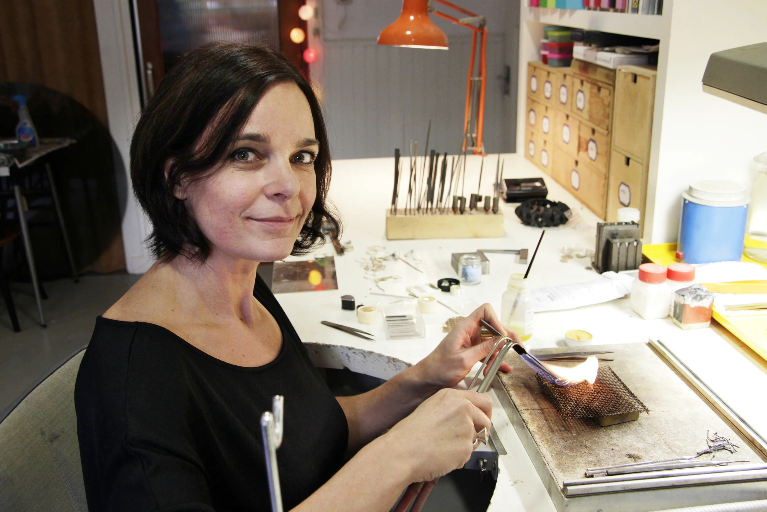  Pronksieraden, edelsmid Sharon Schulten 